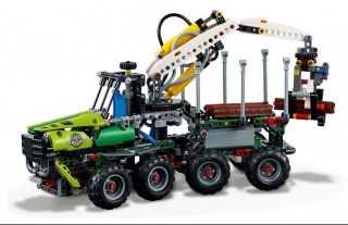 LEGO Technic 42080 Mașina forestieră č.3